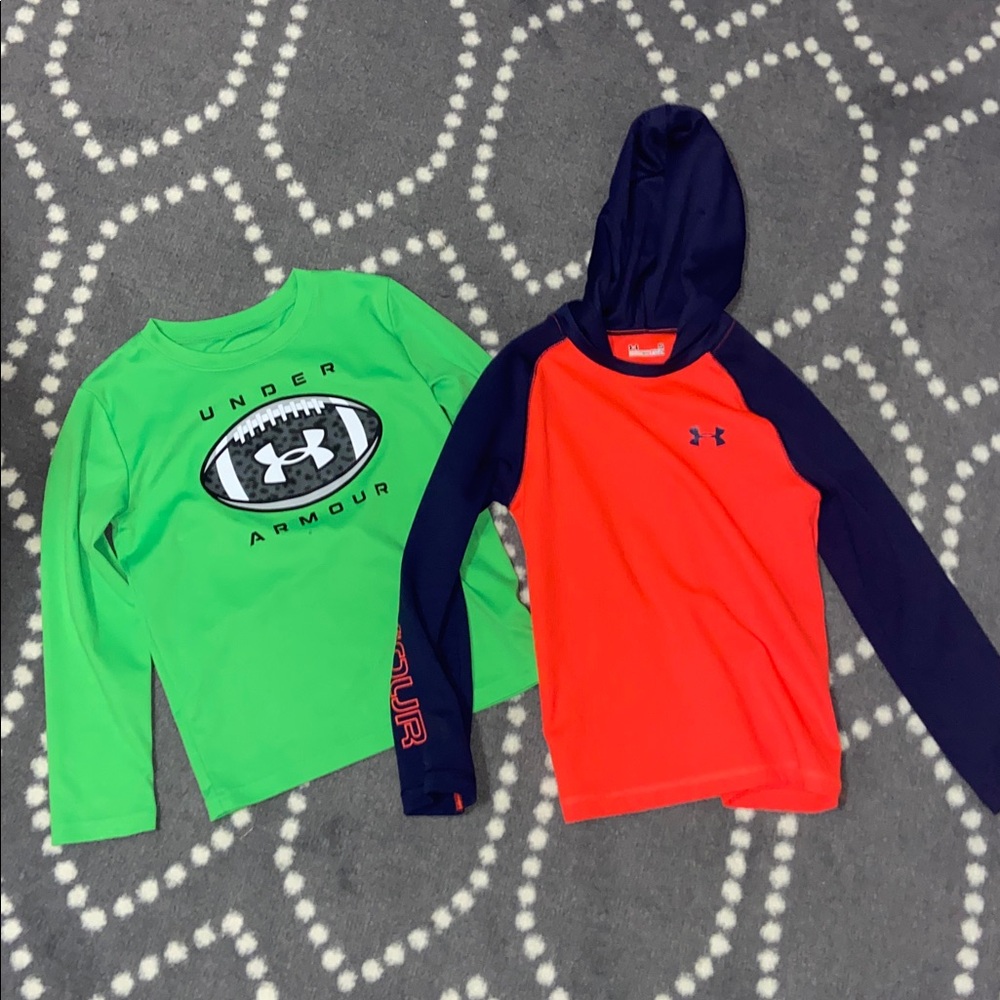 Under Armour Set of 2- Long Sleeve